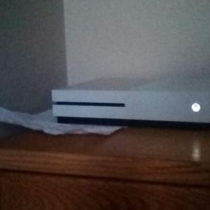 X box one s with games and controller